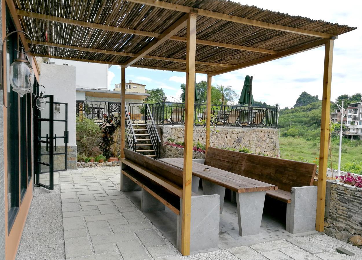 The Bamboo Leaf Yangshuo Hotel Bagian luar foto