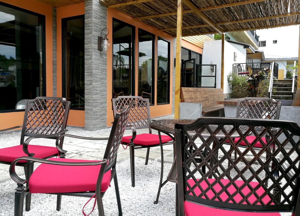 The Bamboo Leaf Yangshuo Hotel Bagian luar foto