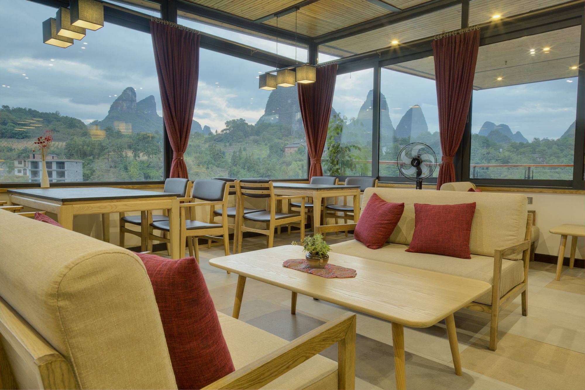The Bamboo Leaf Yangshuo Hotel Bagian luar foto